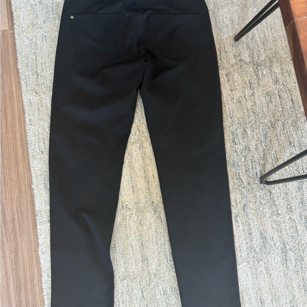 Vuori Men's Black Meta Pant - Picture 2 of 8